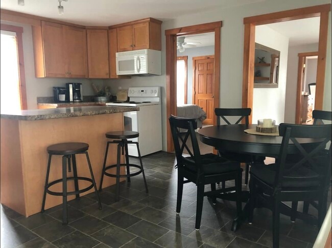 Foto del edificio - 184 Thornton St