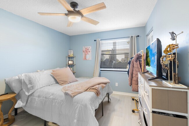 Foto del edificio - 1270 SE Parkview Pl