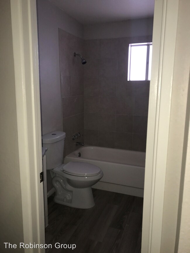 Building Photo - 4021 N 40th St