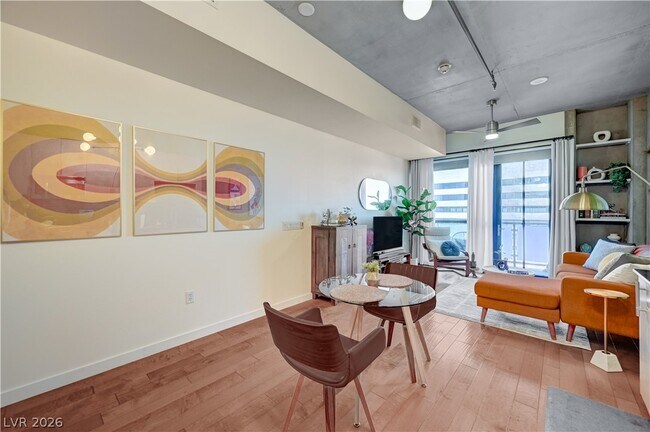 Foto del edificio - 353 E Bonneville Ave