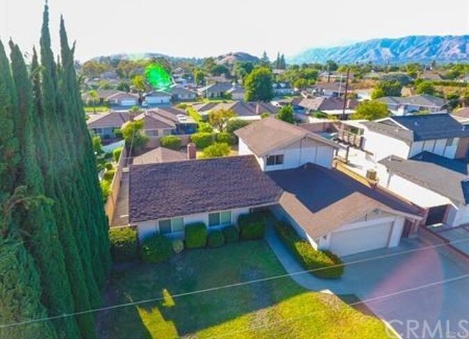 Building Photo - 943 Groveton Ave