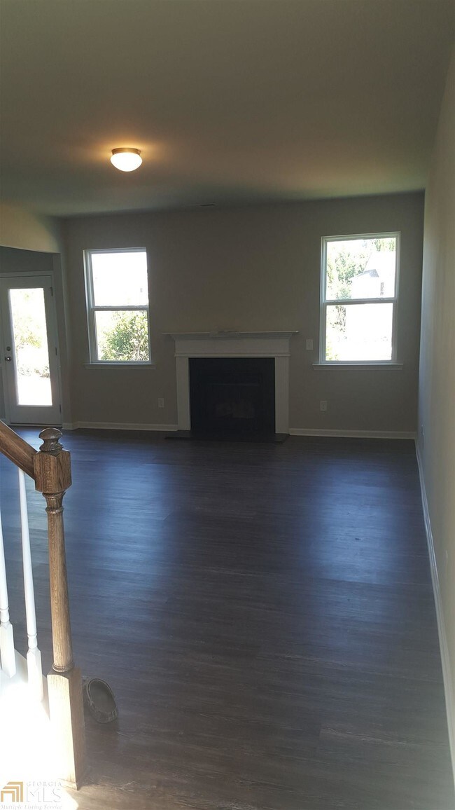 Building Photo - 201 Merritt Cir