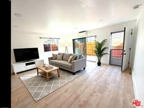 Building Photo - 2106 Pisani Pl