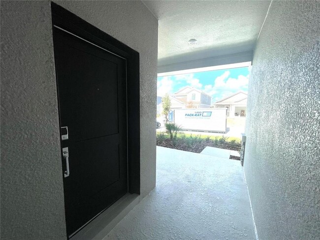 Foto del edificio - 351 Loch Ct