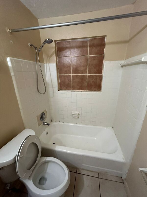 Foto del edificio - 3099 Orange Center Blvd
