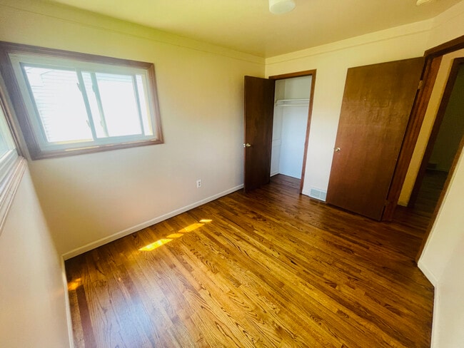 Building Photo - 31524 Hazelwood St