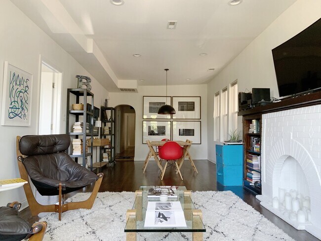 Foto del edificio - 1431 N Fairfield Ave