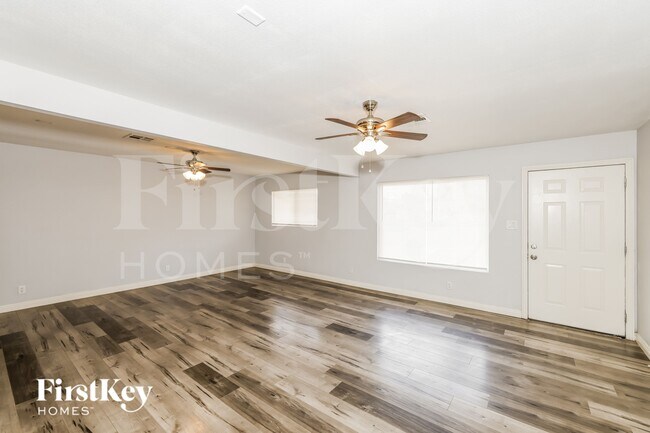 Foto del edificio - 2012 Bennett St