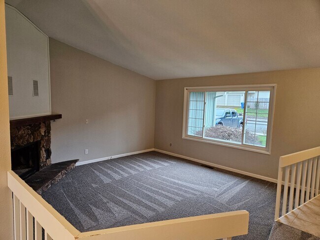 Foto del edificio - 3Bd/2Ba Single Story Home - For Viewing!!