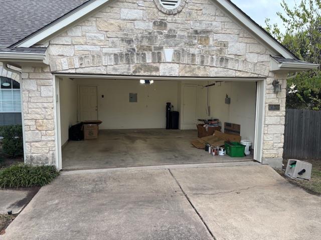 Building Photo - 7420 W Magic Mountain Ln