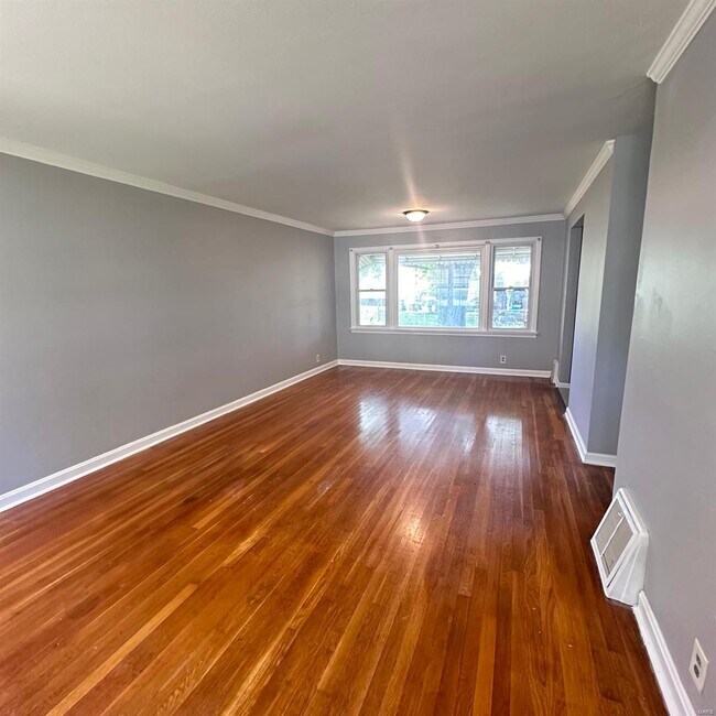 Foto del edificio - 1120 Addison Dr