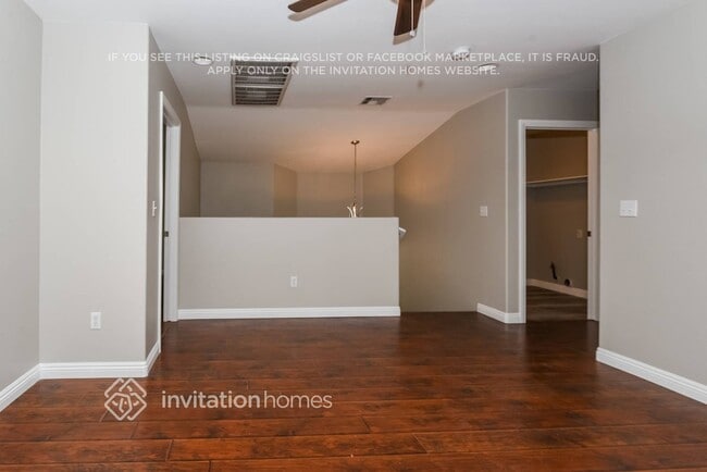 Foto del edificio - 10638 Congaree St