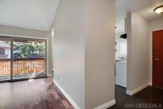 Foto del edificio - 5503 Adobe Falls Rd