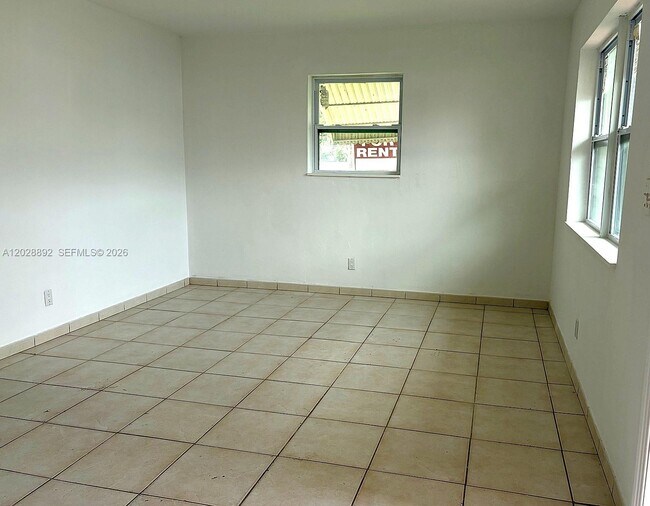 Foto del edificio - 1629 Taft St