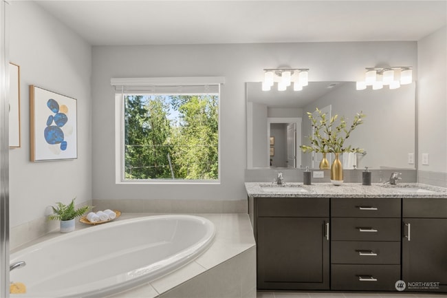 Building Photo - 3318 103rd Dr NE