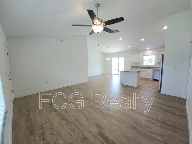Foto del edificio - 3068 SW 131st Place Rd