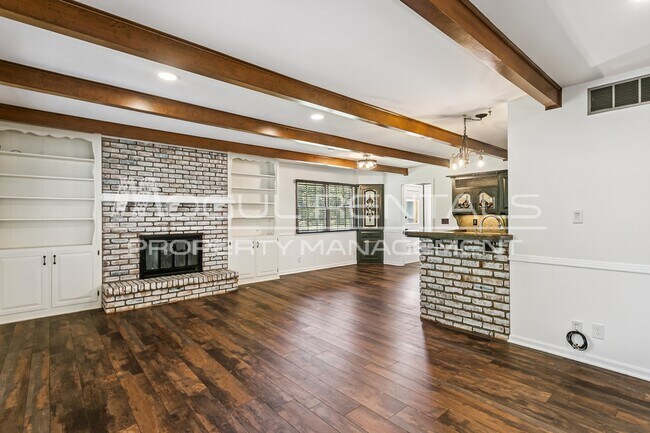 Foto del edificio - 500 S Circle Lake Rd