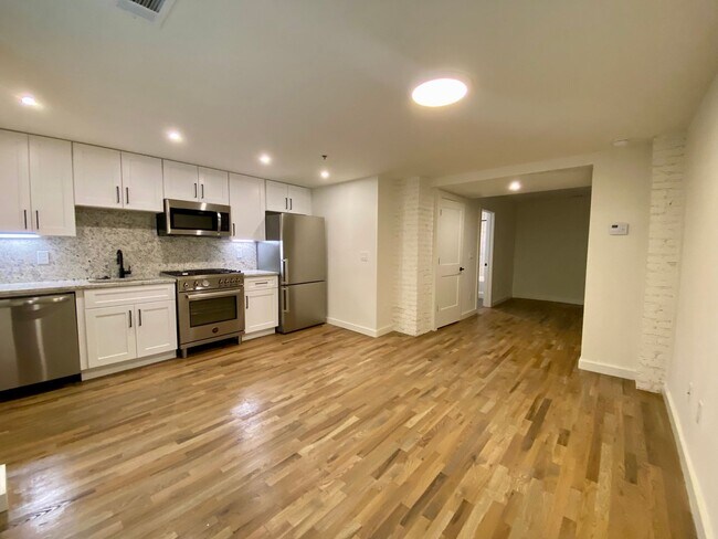 Building Photo - Brand New Luxury Apartments Steps from Beltline