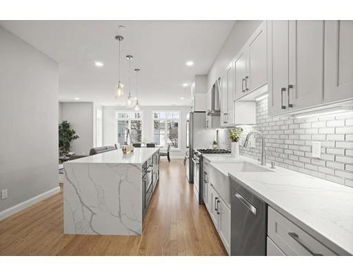 Primary Photo - 196 Boylston St