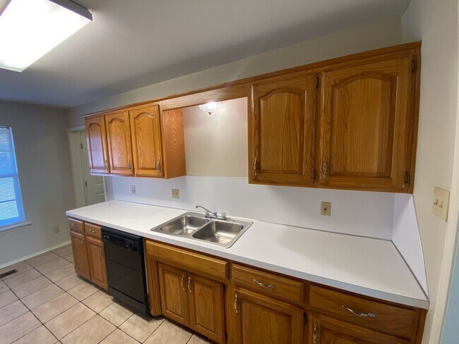 Building Photo - Coming in February! 2 story 3 Bed 2.5 Bath...