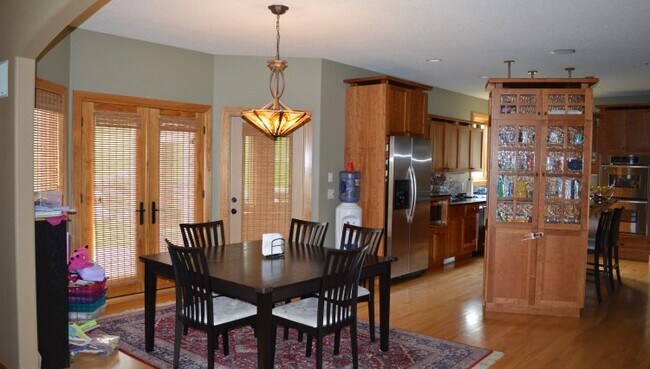 Building Photo - 3971 Swoboda Rd