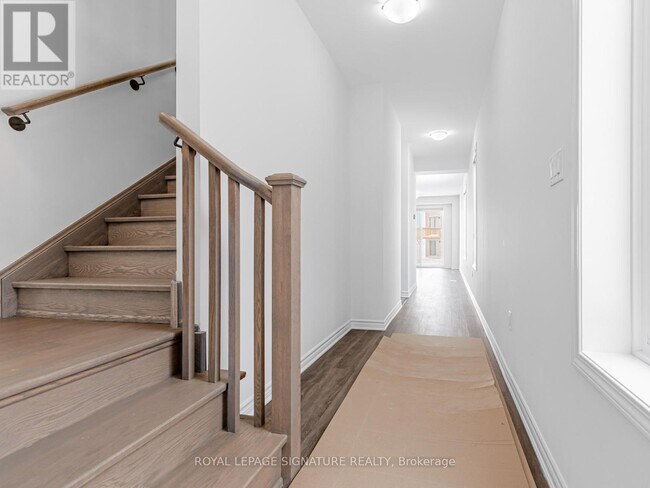 Building Photo - 1747 Mineral Spgs Wy