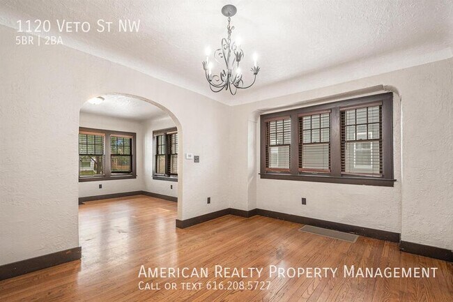 Foto del edificio - 1120 Veto St NW