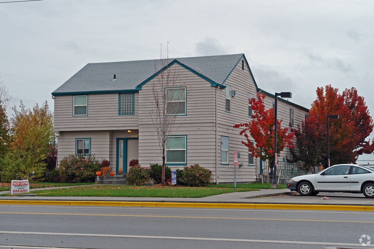 1170 SW 4th St, Ontario, OR 97914 Apartments in Ontario, OR