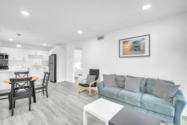 Foto del edificio - 653 SW 2nd St