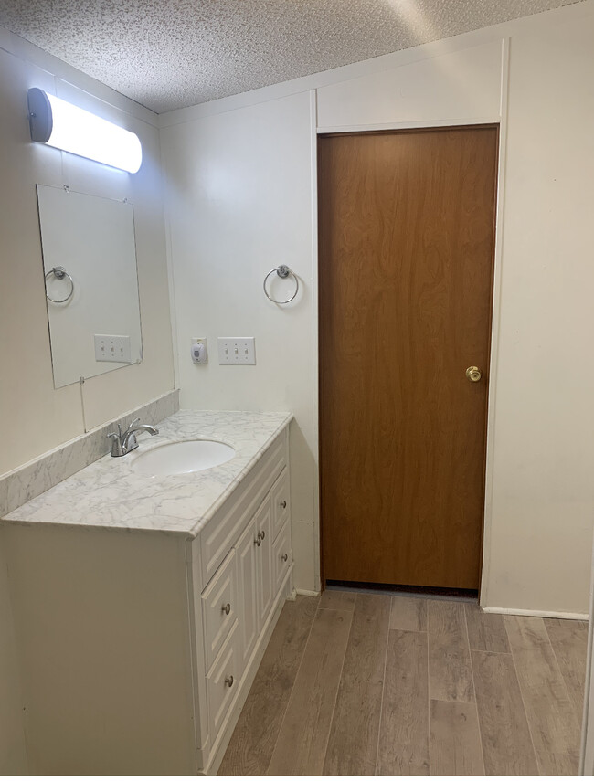 master bathroom - 2230 Stanback Ferry Rd