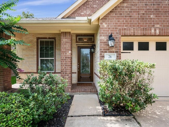 Building Photo - 26 Canterborough Pl