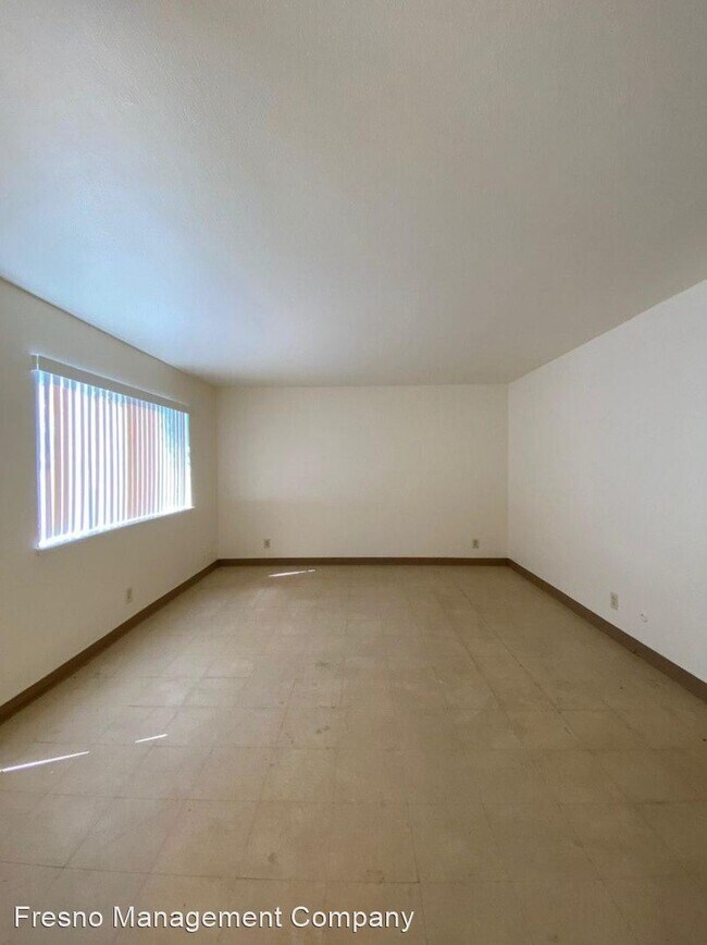 Building Photo - 4730 E Lamona Ave