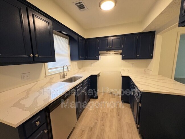 Foto del edificio - 106 Bonanza Dr