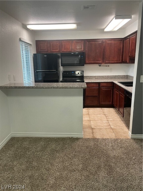 Foto del edificio - 5281 River Glen Dr