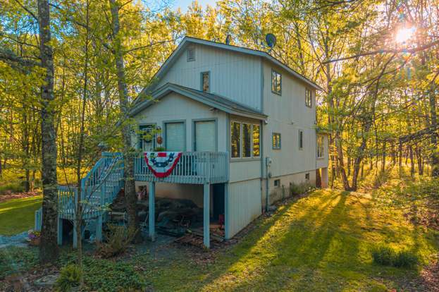 Primary Photo - 202 Buckhorn Ln