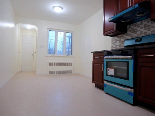 Foto del edificio - 5711 Fillmore Ave
