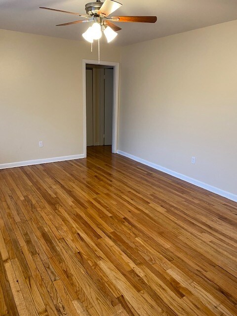 Foto del edificio - 1533 Boston Ave