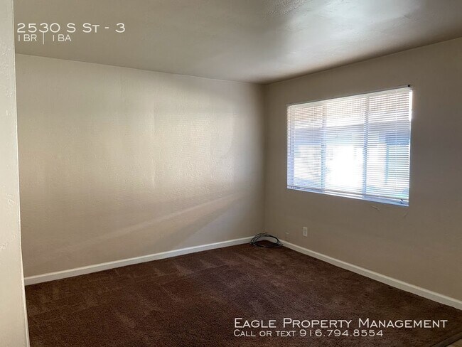 Building Photo - Cute 1 BD 1 BA Downstairs Apartment