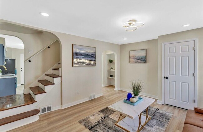 Foto del edificio - 407 Short Canal St