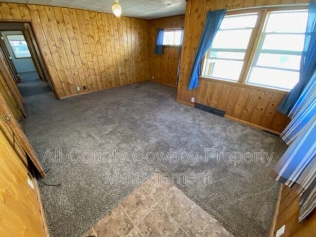 Foto del edificio - 1218 E Flint St