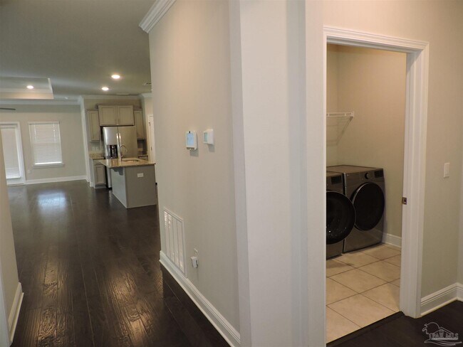 Foto del edificio - 7964 Huntington Creek Ln