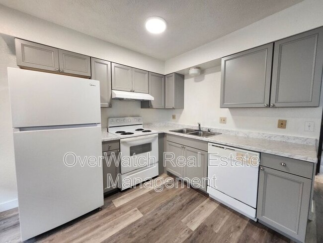 Foto del edificio - 821 E 12th Ave