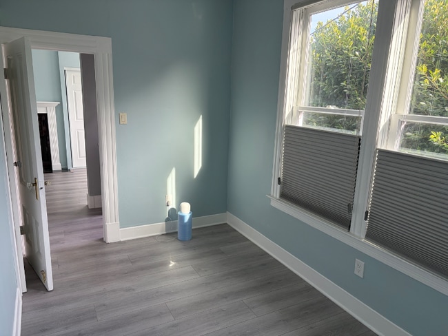 Building Photo - 536 Arlington St