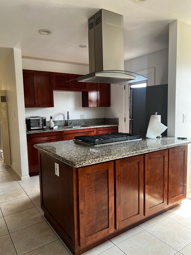 Foto del edificio - 3184 Idlewild Way