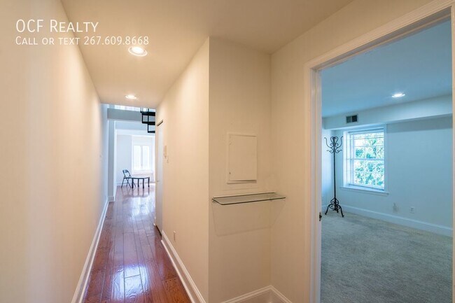 Foto del edificio - Beautiful Fitler Square Two Bedroom