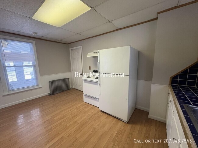 Foto del edificio - 409 4th St. Apt.-1