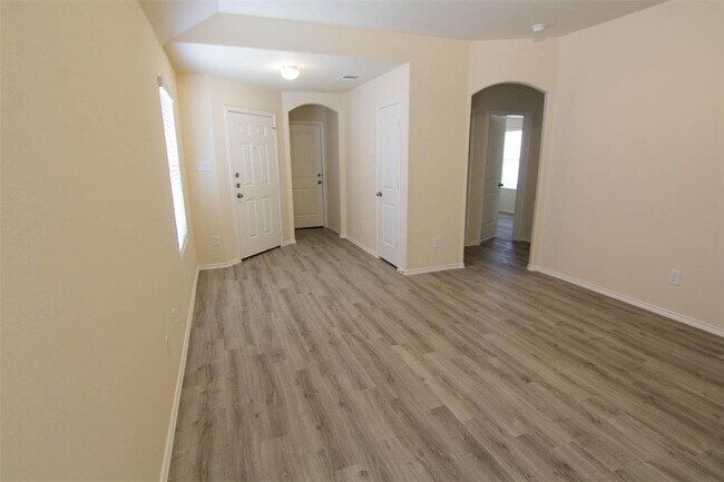 Building Photo - 22347 Porter Mountain Trl