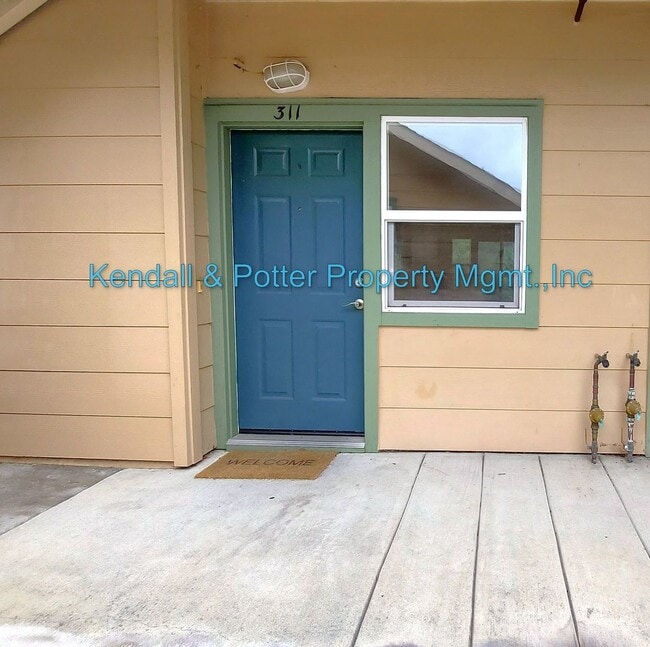 Building Photo - Spacious Ground-Floor 3BD/2BA Condo in Prime Scotts Valley Location