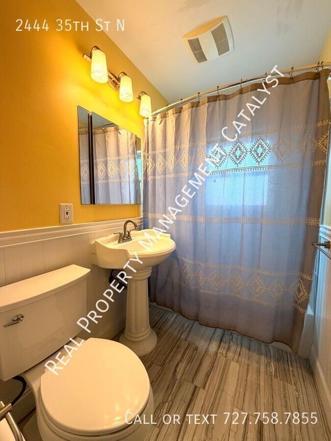 Photo - 2444 35th St N House