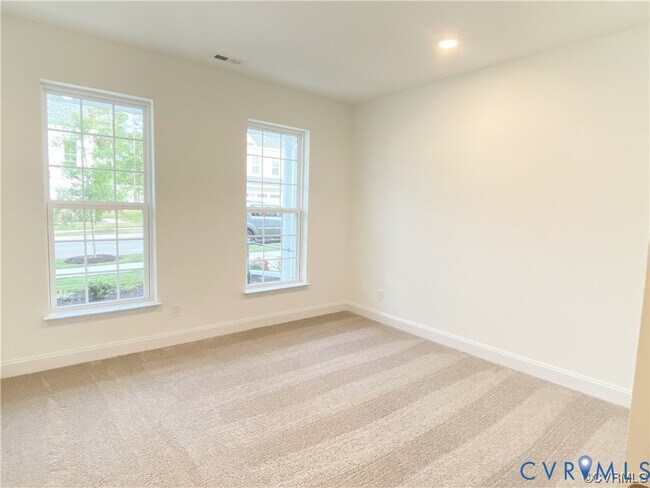 Foto del edificio - 7000 Leire Ln